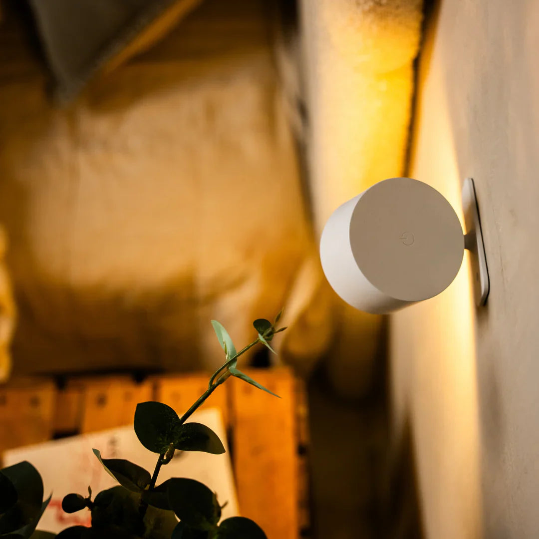 Luxury Cordless Wall Lamp (Set of 2)