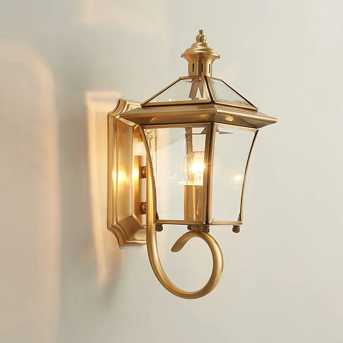 Olivara Retro Brass Outdoor Wall Lamp
