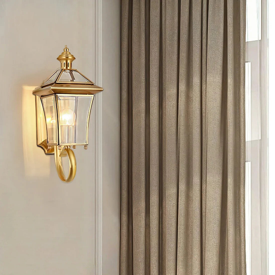 Olivara Retro Brass Outdoor Wall Lamp