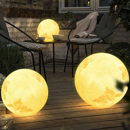 Aurora Moon Garden Light