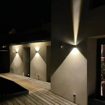 Casa Solaro™ Adjustable Wall Light