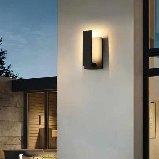 Lyrux Minimalist LED Outdoor Lamp