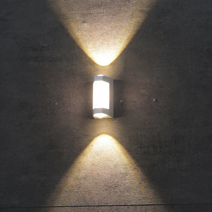 Renara Modern Outdoor Wall Lamp