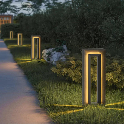 Dawnz Sustainable Solar Outdoor Lamp
