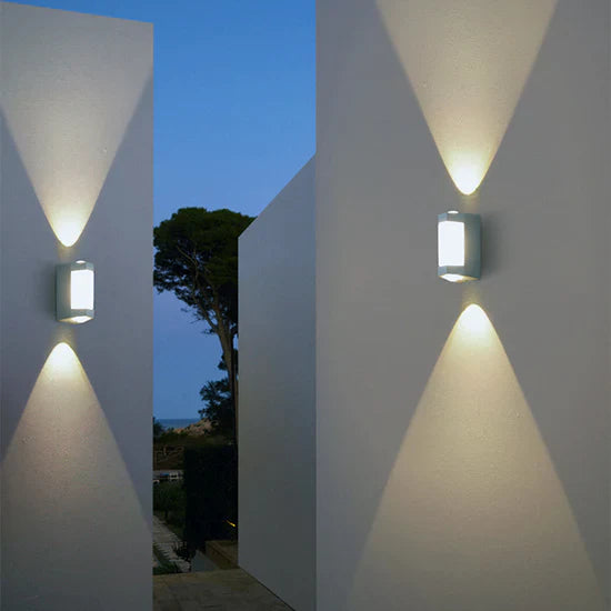 Renara Modern Outdoor Wall Lamp