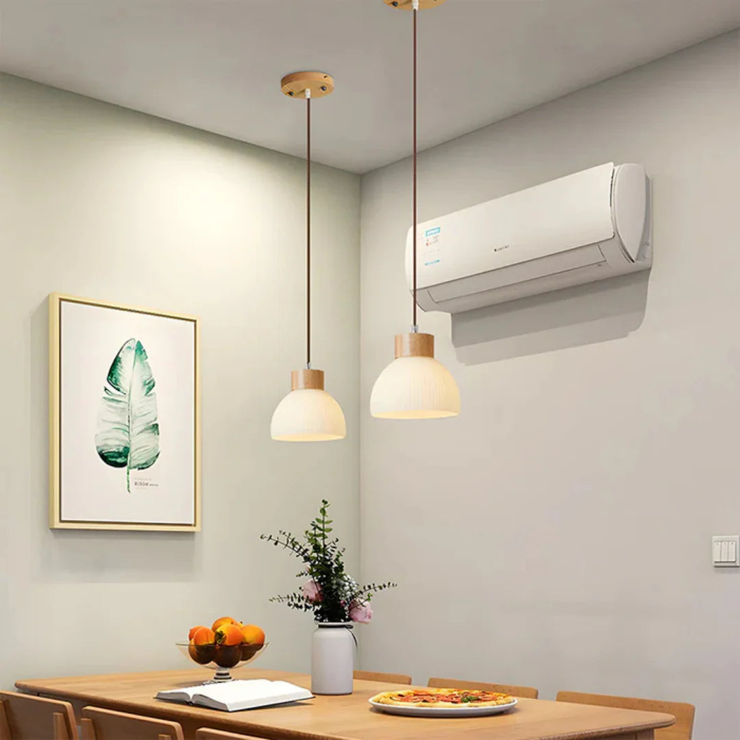 Leva Glass Eye-catcher Pendant Lamp