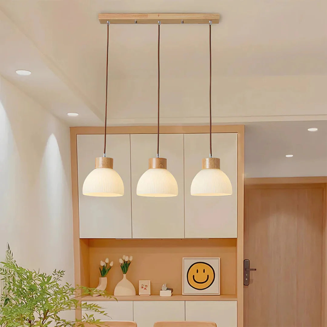 Leva Glass Eye-catcher Pendant Lamp