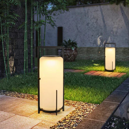 Solis Energy-efficient Solar Outdoor Lamp