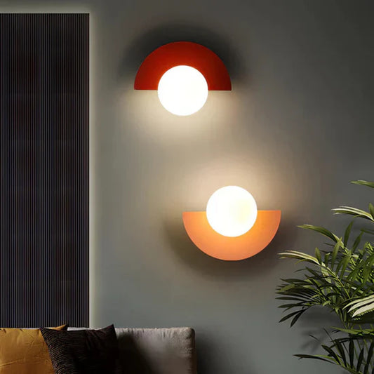 Lyca Stylish Indoor Wall Lamp