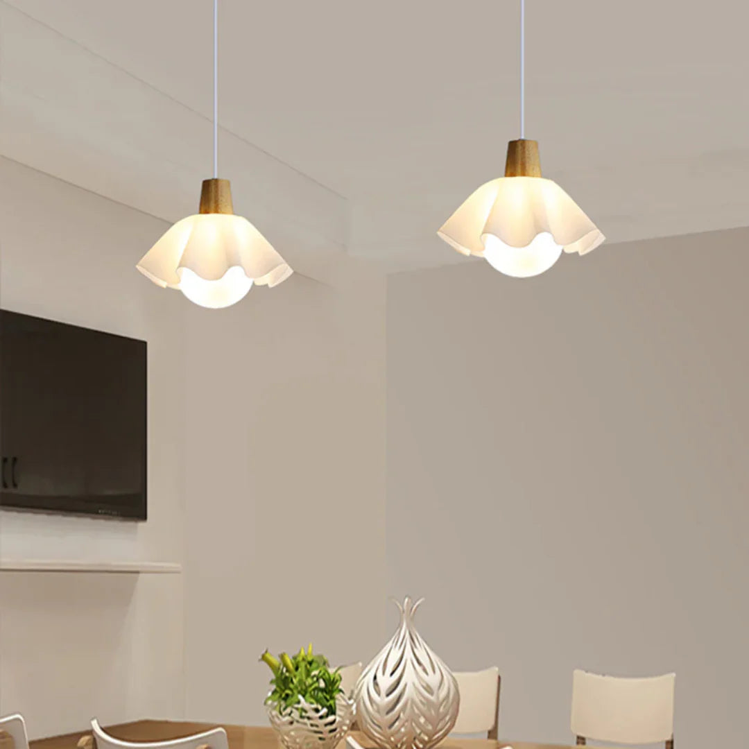 Numa Flower-shaped pendant lamp