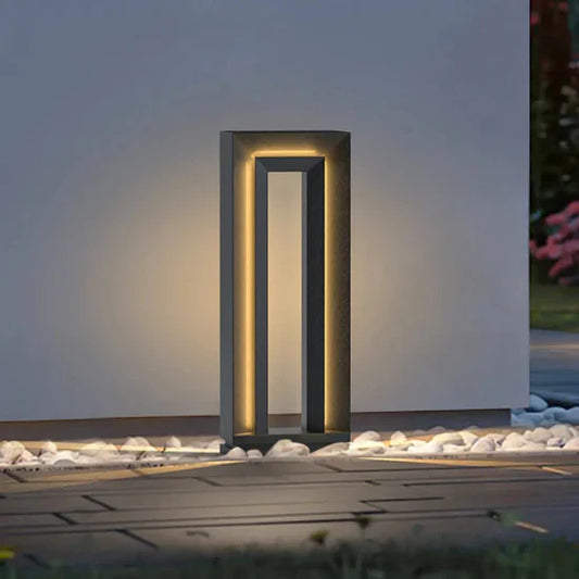 Dawnz Sustainable Solar Outdoor Lamp