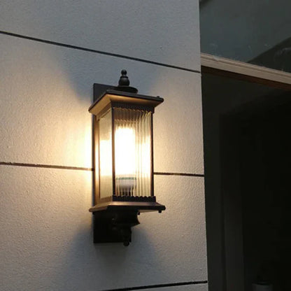 Xyda Stylish Outdoor Wall Lamp