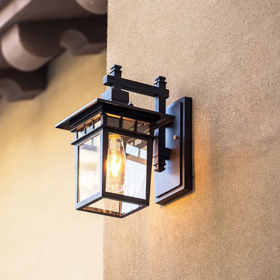 Fylo Outdoor Wall Lamp