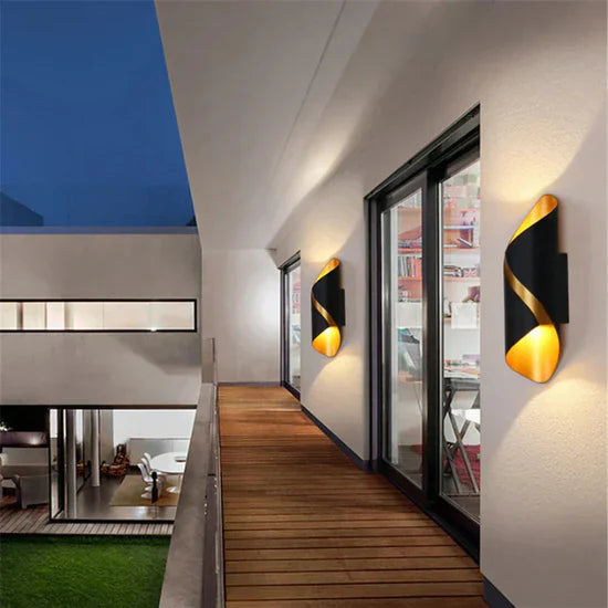 Io Luminous Outdoor Wall Lamp