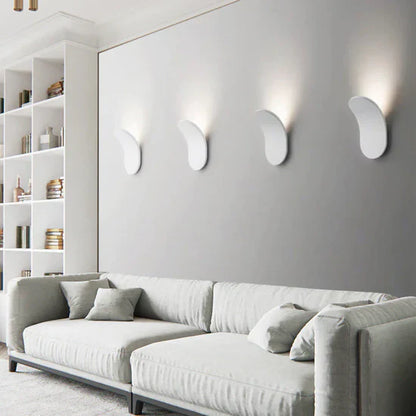 Pythia Scandinavian Wall Lamp