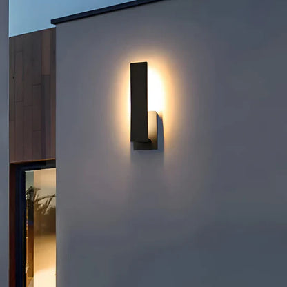 Lyrux Minimalist LED Outdoor Lamp