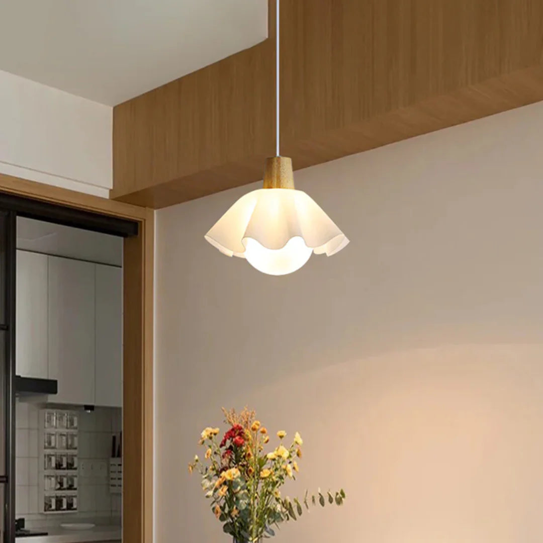 Numa Flower-shaped pendant lamp