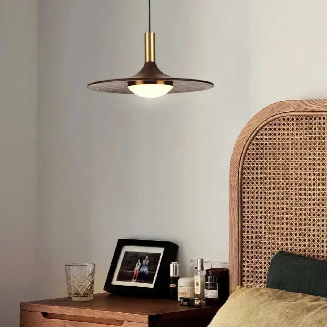Zelus Pendant lamp in walnut design