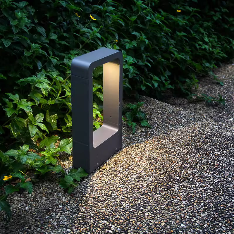 Terra Outdoor Path Light