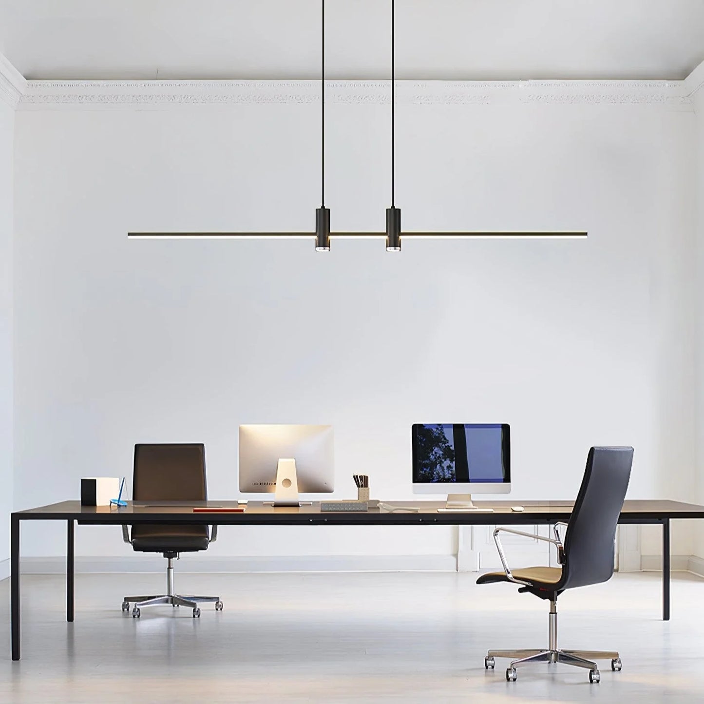 Selene Minimalist Metal Pendant Lamp