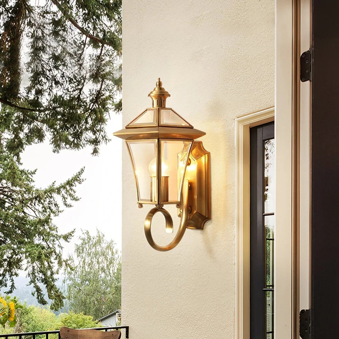 Olivara Retro Brass Outdoor Wall Lamp