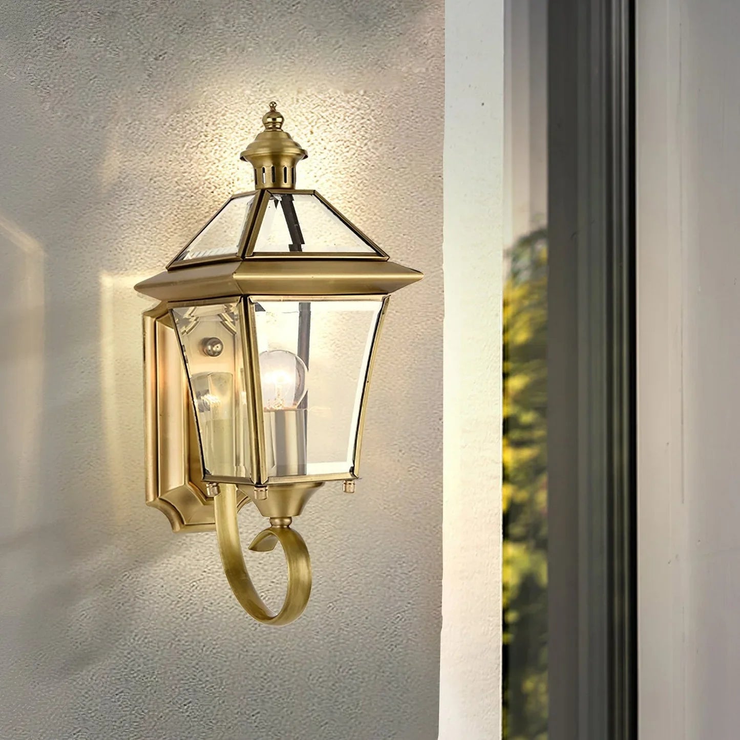 Olivara Retro Brass Outdoor Wall Lamp