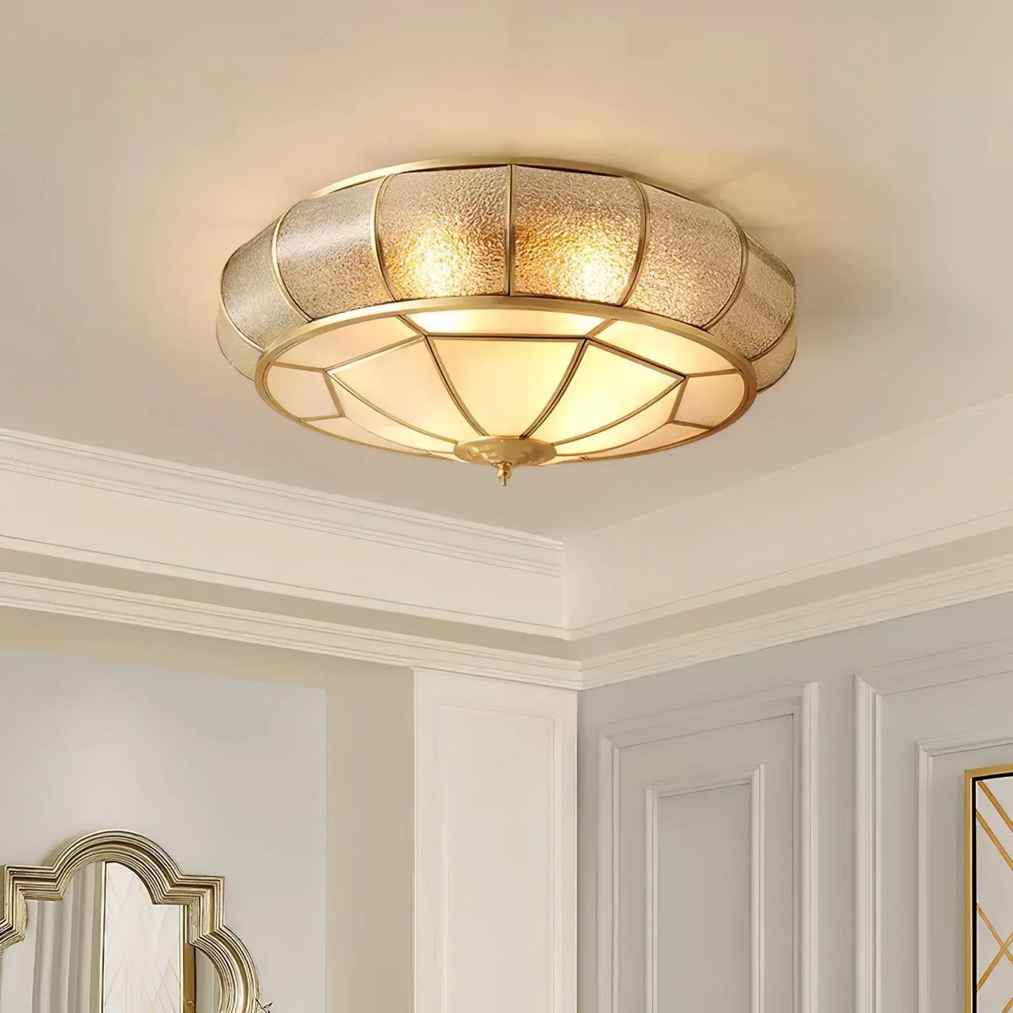 Delmira Round Ceiling Lamp in Structured Glass