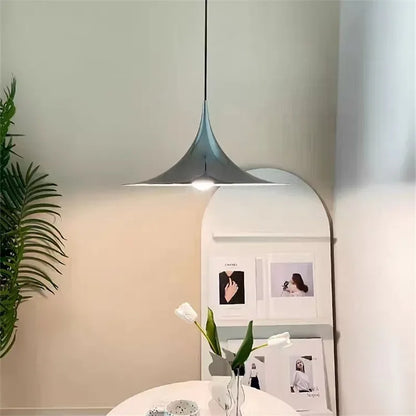 Kavro Scandinavian Pendant Lamp