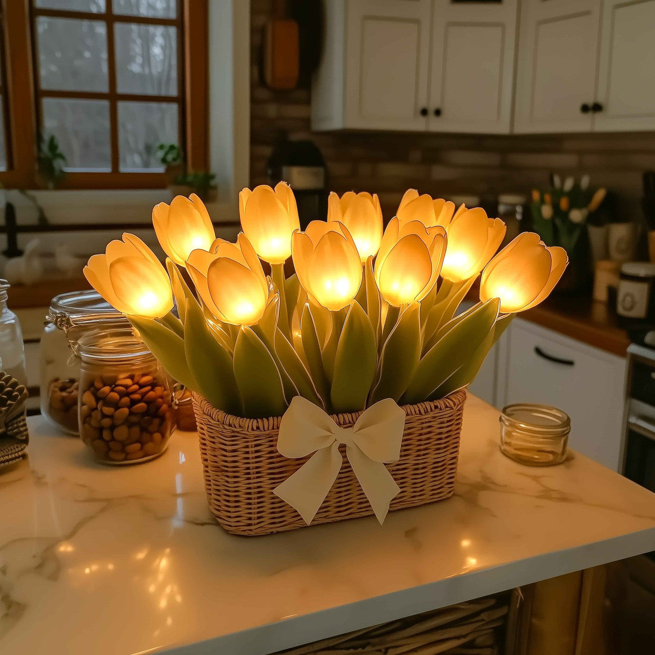 Twinkling Tree Tulip Basket by Casa Solaro™