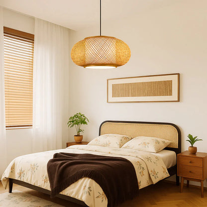 Vivara Bamboo Pendant Lamp with Natural Design
