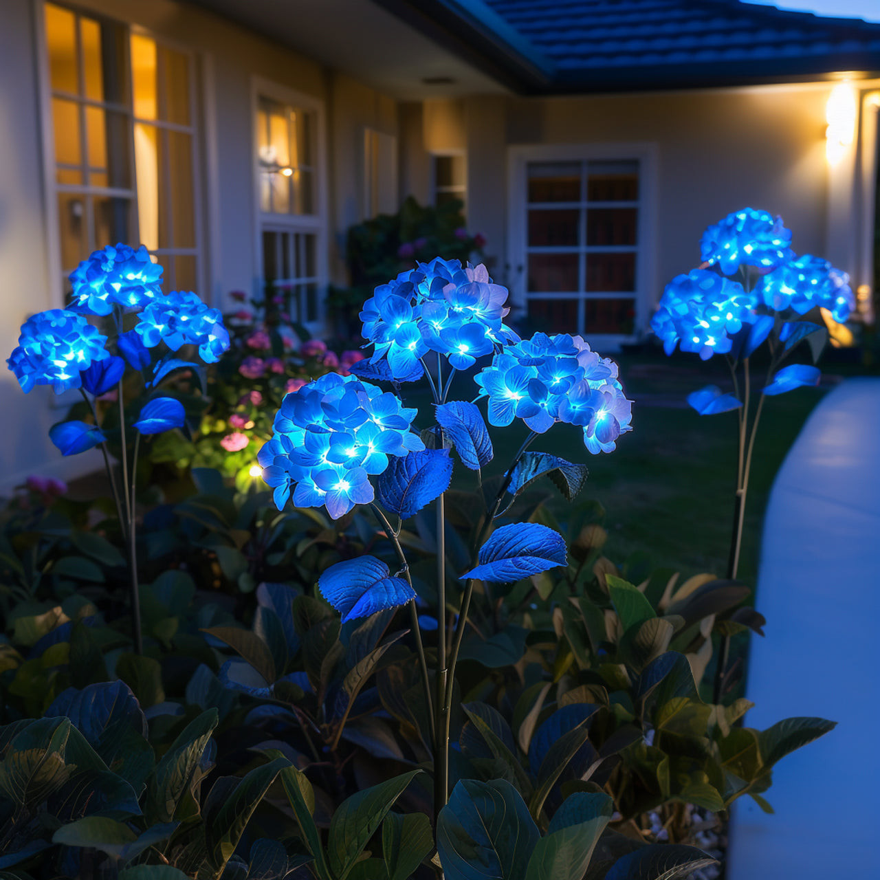 Twinkling Tree Hydrangea Lights by Casa Solaro™